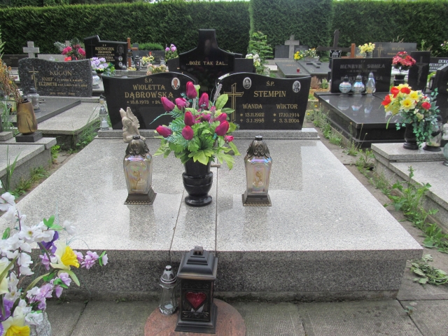 Grób Wiktor Stempin